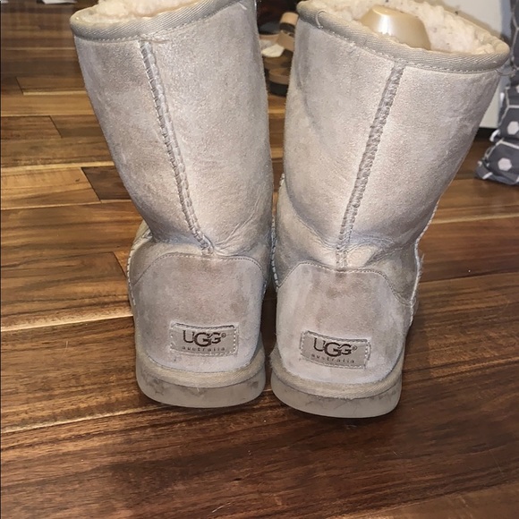 Boots - Picture 2 of 3